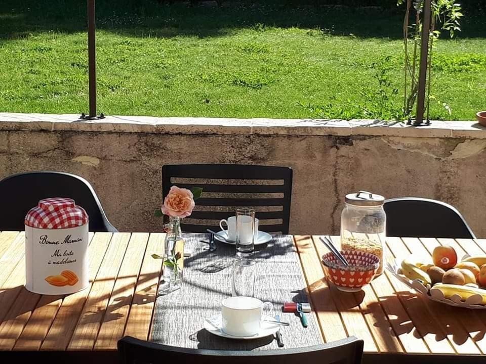 Au Chat Perche Espace Familial Mareil-sur-Mauldre Exterior photo